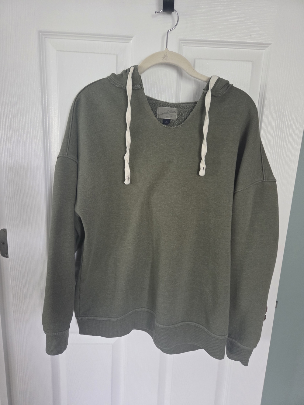 Universal Thread Olive Green Hoodie Sweatshirt with Cream Drawstrings